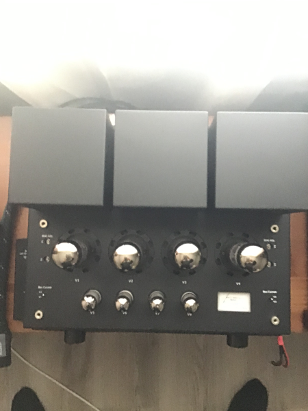 Line Magnetic 211 ia integrerad rörförstärkare - Bild 2 av 2