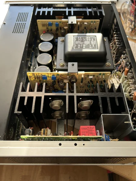 Accuphase E-202 - Bild 4 av 5