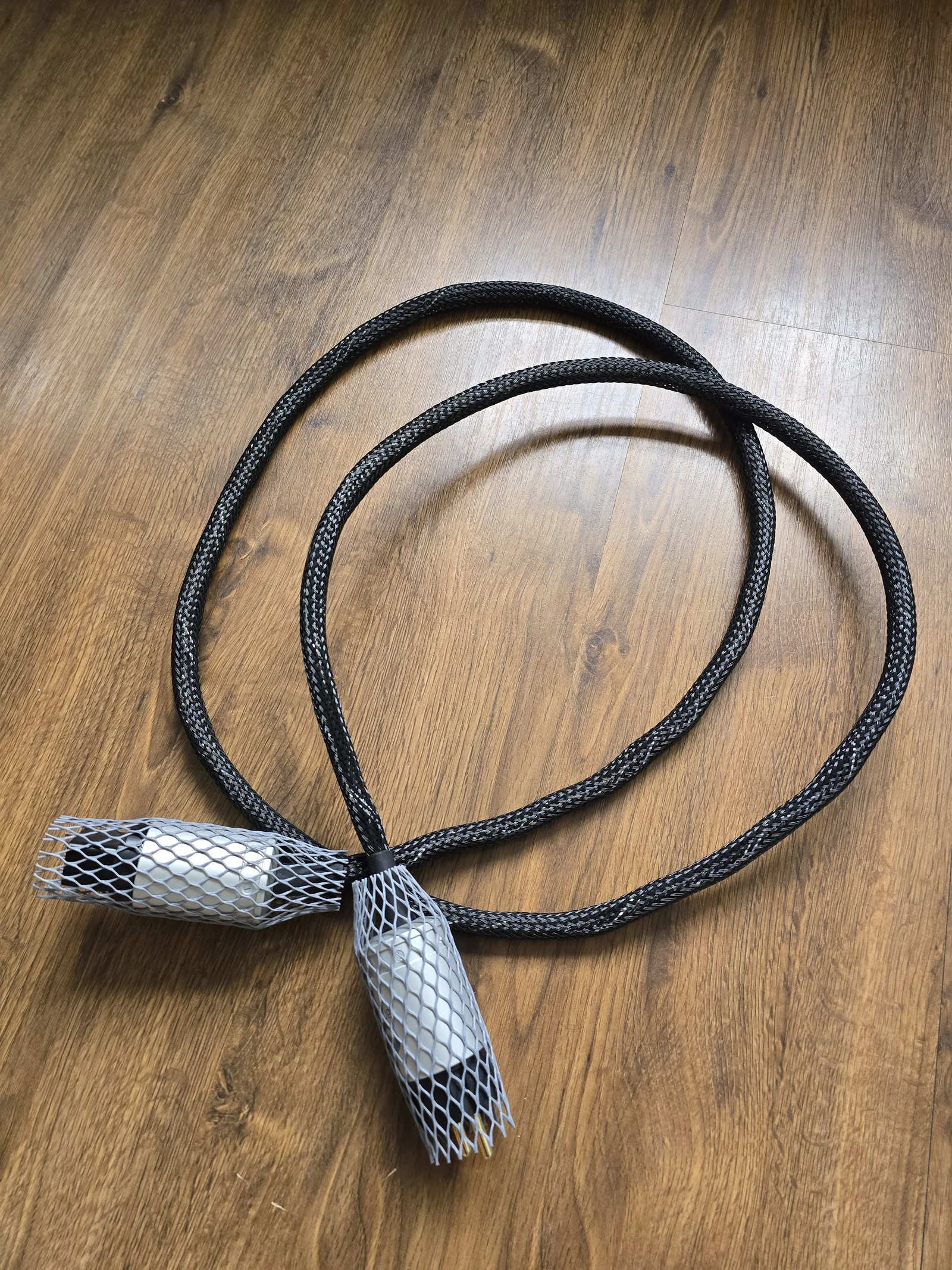 Ansuz Mainz P2 ström kabel