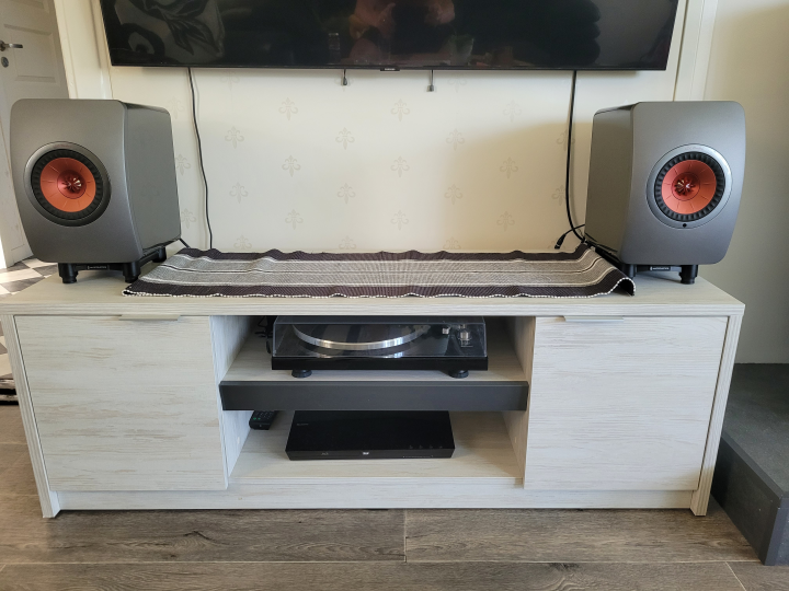 Kef ls50 wireless titan grå