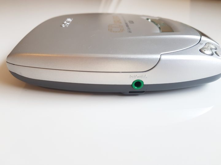SONY D-E201 CD-Walkman