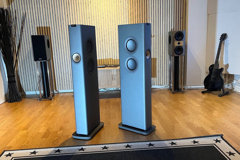 KEF LS60 Wireless - Komplett hifisystem - Aktiva högtalare - Beg KEF LS60 Wireless - Komplett hifisystem - Aktiva högtalare - Beg - Bild 1 av 3