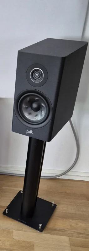Polk Audio reserve R200 med norstone stylum stativ Polk Audio reserve R200 med norstone stylum stativ - Bild 1 av 2