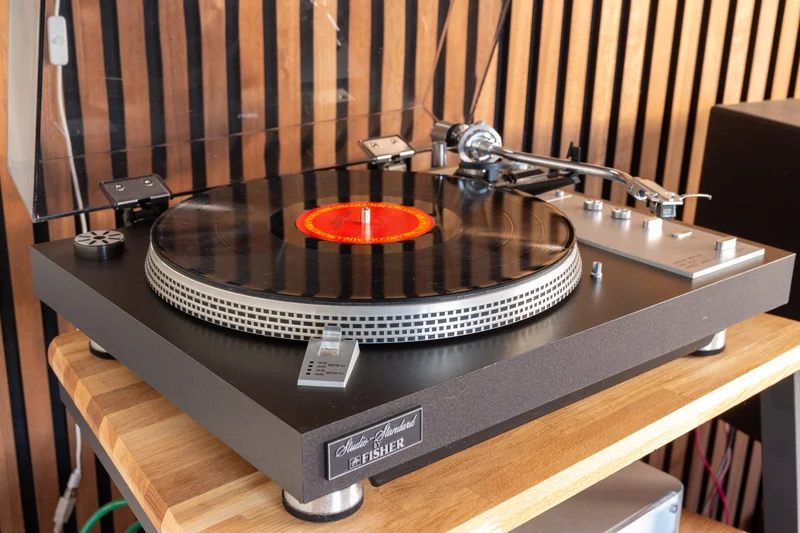 Fisher MT-6225 Studio Standard – direktdriven – Ortofon VMS20E MkII Fisher MT-6225 Studio Standard – direktdriven – Ortofon VMS20E MkII - Image 1 of 10