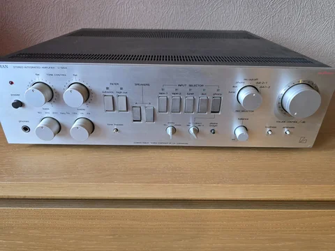 LUXMAN L120 A stereof&ouml;rst&auml;rkare 