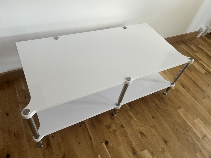 Neo high end rack