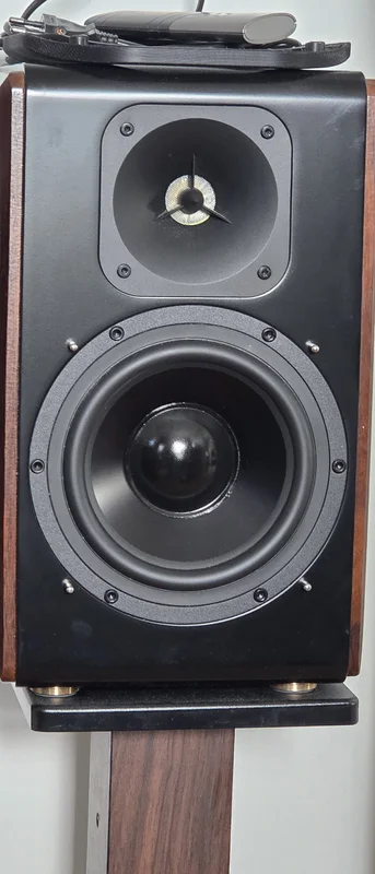 Aktiva stativare med balanserad input bla. Edifier S3000 Pro Aktiva stativare med balanserad input bla. Edifier S3000 Pro - Bild 2 av 3