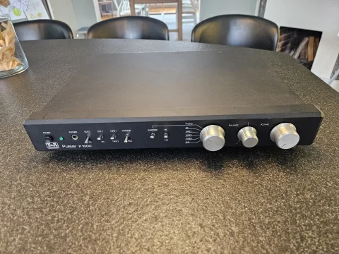 T+A Pulsar P1000 Förförstärkare T+A Pulsar P1000 Förförstärkare