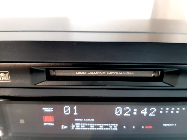 Pioneer MJ-D707  Minidisk Recorder