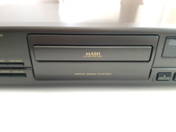Technics SL-PG370A  CD-Spelare