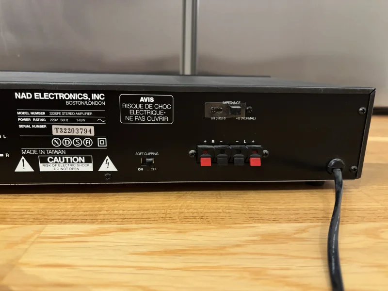 NAD 3220PE &ndash; klassisk hifi-f&ouml;rst&auml;rkare i 3020 serien - Bild 5 av 7