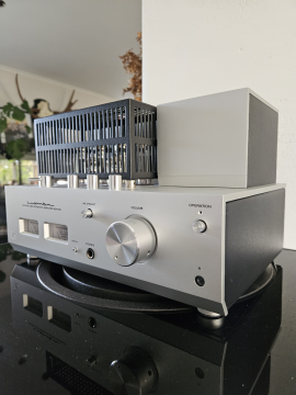 Luxman SQ-N150 Rörförstärkare