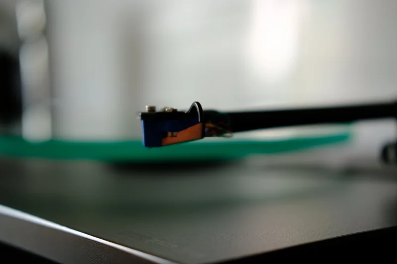 Rega RP3 + Rega Elys 2 &ndash; Nyskick - Kuva 4 / 6