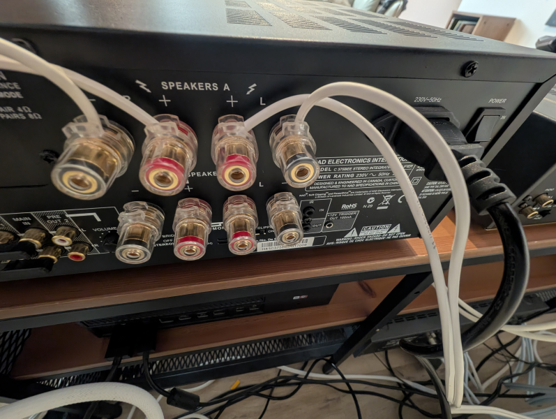 NAD C375BEE Välvårdad Förstärkare NAD C375BEE Välvårdad Förstärkare - Bild 6 av 6
