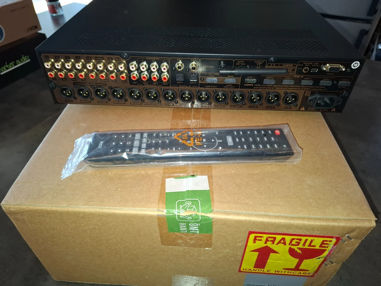 ToneWinner AT-300 &ndash; 16-kanalers Hemmabioprocessor - Image 3 of 3