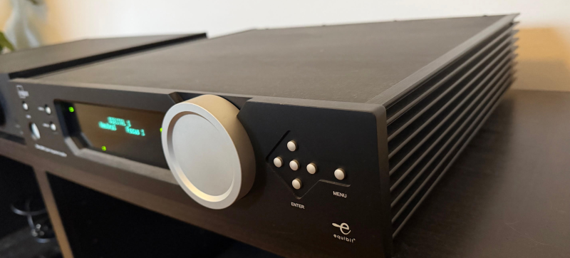 Lyngdorf TDAI 2200 med RoomPerfect och Cambridge StreamMagic 6 v2 Lyngdorf TDAI 2200 med RoomPerfect och Cambridge StreamMagic 6 v2 - Bild 3 av 4