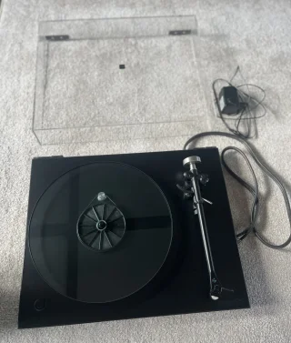 Rega Planar 3 24v