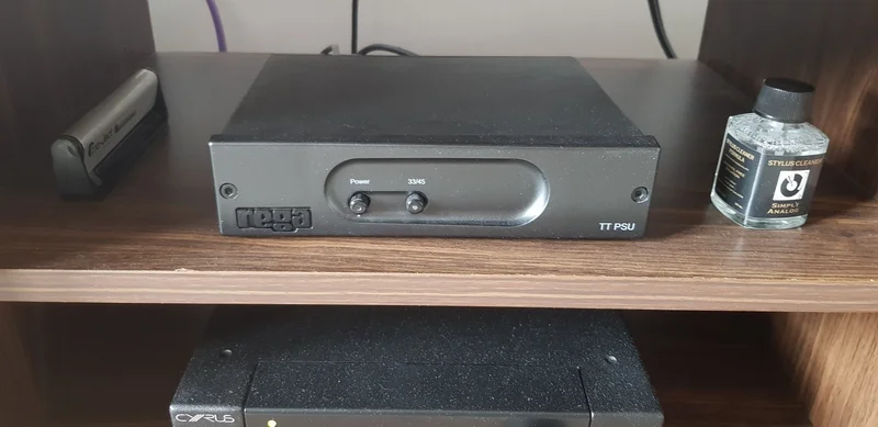 Rega P3-24 Rega P3-24 - Kuva 3 / 5