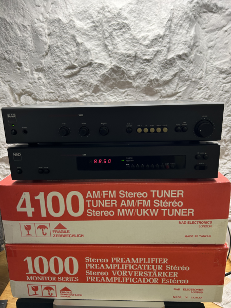 NAD 1000 & 4100 - Bild 1 av 2