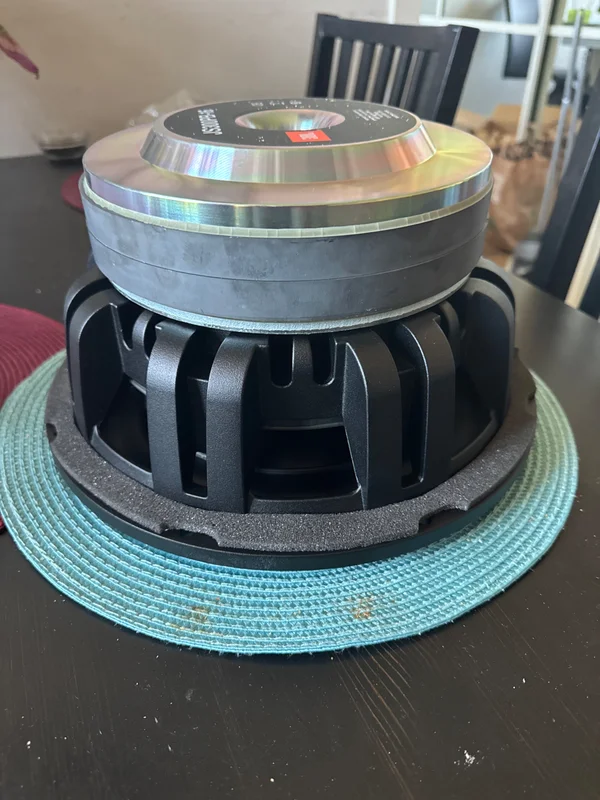 Jbl 12” element SSW2 Jbl 12” element SSW2 - Bild 3 av 3