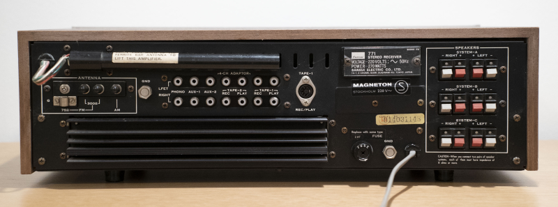 Sansui 771 AM/FM Stereo Receiver (1973-77) Sansui 771 AM/FM Stereo Receiver (1973-77) - Bild 4 av 5