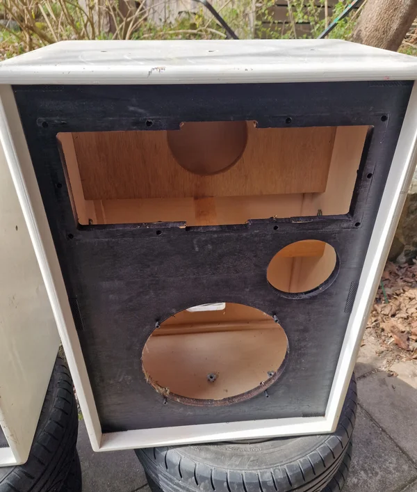 Tv&aring; tomma l&aring;dor 12". - Bild 5 av 8