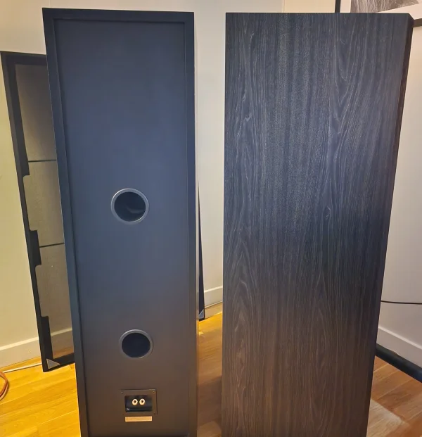 Dali 109 center bakh&ouml;gtalare Denon hembio-f&ouml;rst&auml;rk - Bild 3 av 8