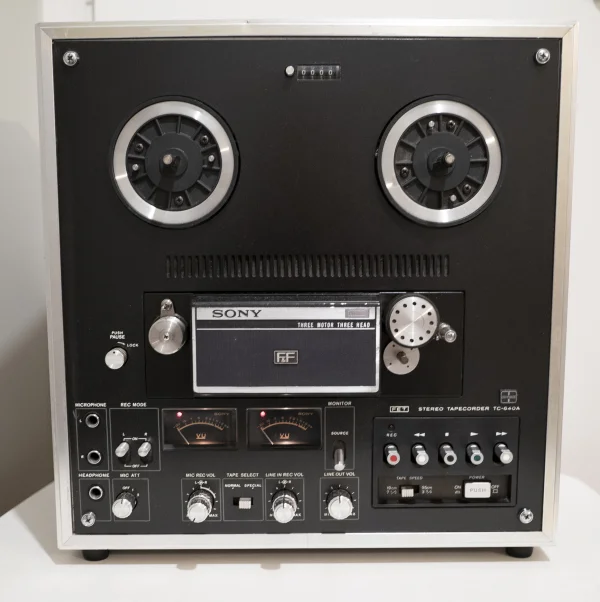 Sony TC-640A Rullbandspelare (1972) - Bild 3 av 6