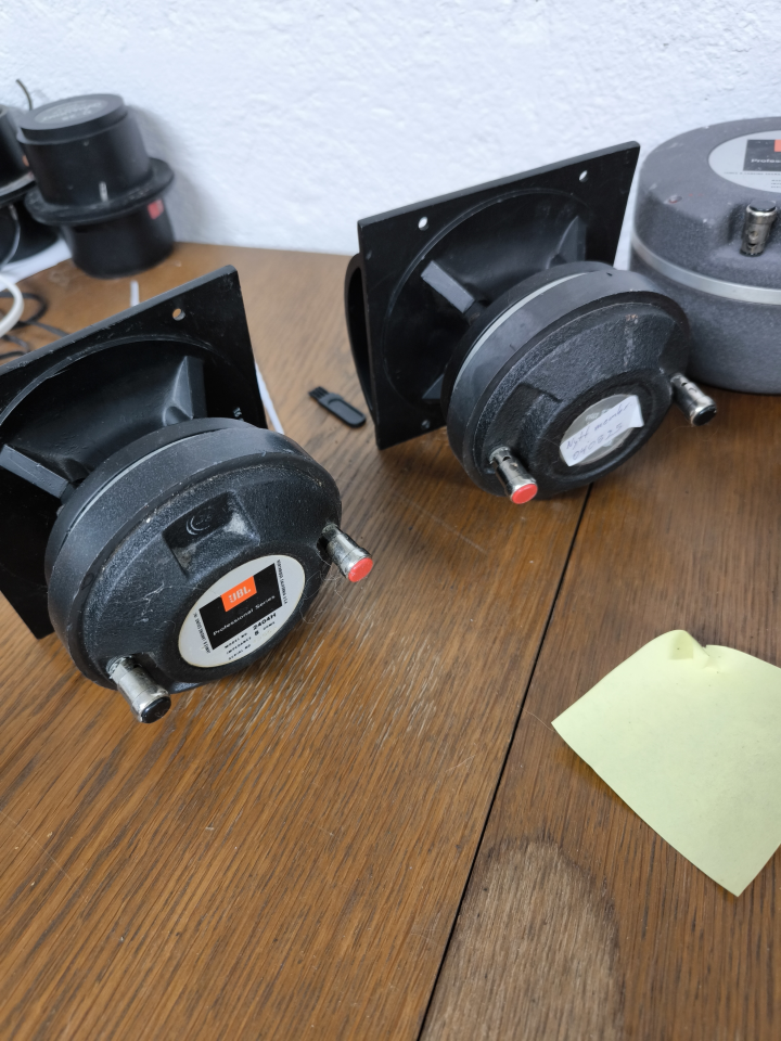Jbl blandat