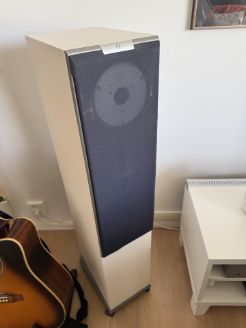Audiovector Mi3 Signature, Arcam A-90, Denon streamer, Audioquest-kablar