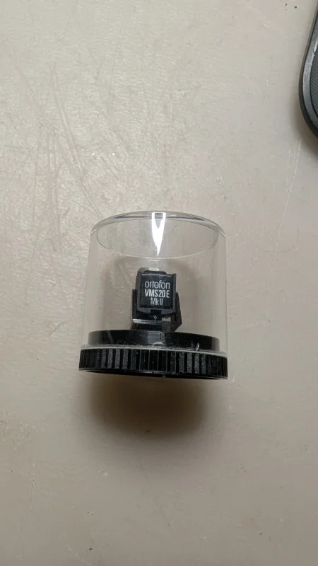 Ny NOS Ortofon VMS20E Mk2 nål Ny NOS Ortofon VMS20E Mk2 nål - Bild 2 av 4