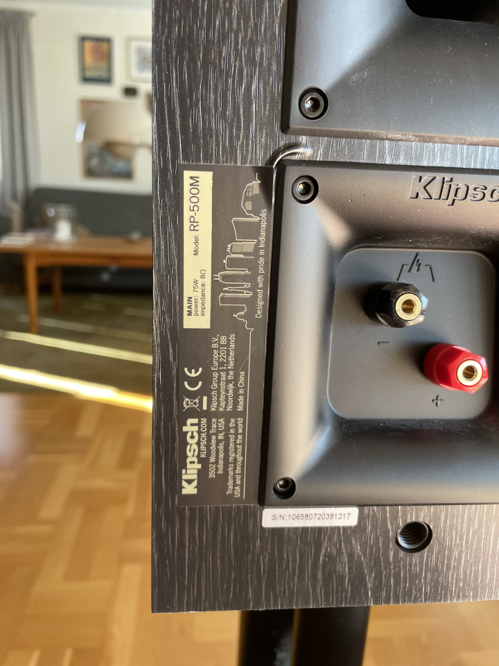 Klipsch RP 500M inklusive stativ
