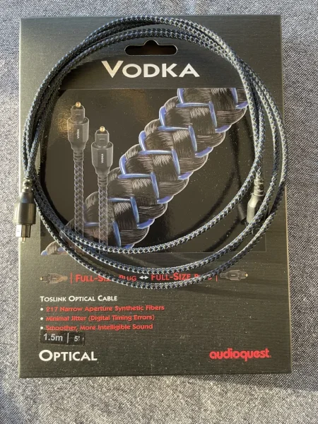 AUDIOQUEST  TOSLINK FIBERKABEL  VODKA - Bild 1 av 1