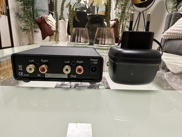 Pro-Ject Head Box II Headphone Amplifier