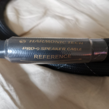 Harmonic Tech PRO-9 REFERENCE 2x2.3m