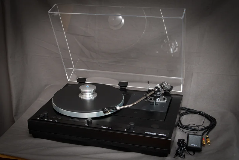 Thorens TD520 Thorens TD520 - Bild 1 av 8