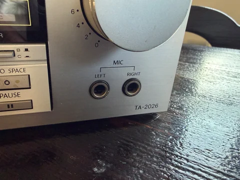 Kassettd&auml;ck - Tuner - Onkyo