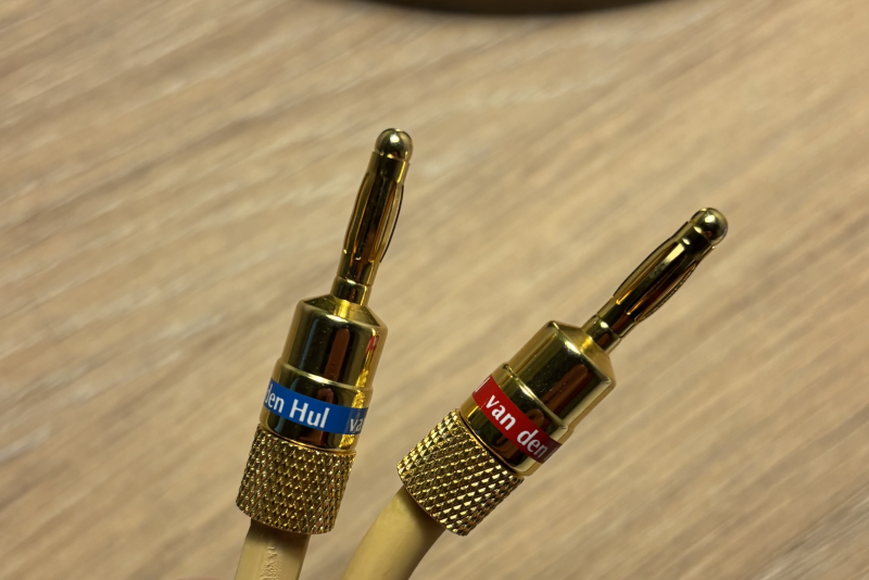 Högtalarkabel - van den Hul CS-122 Hybrid Högtalarkabel Högtalarkabel - van den Hul CS-122 Hybrid Högtalarkabel - Bild 3 av 3