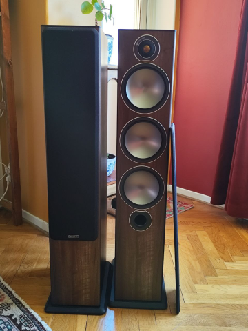 1 par Monitor Audio Bronze 6 Valnöt
