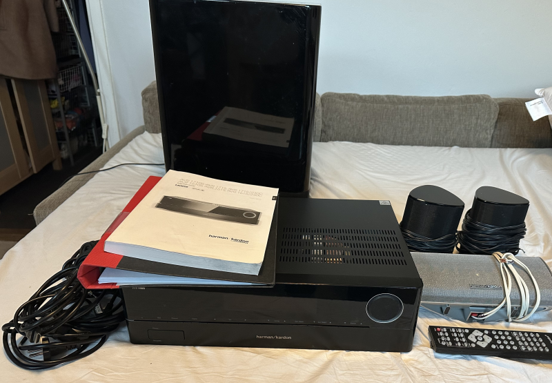 Harmon Kardon AVR 171 s inkl. Högtalare. - Bild 1 av 7