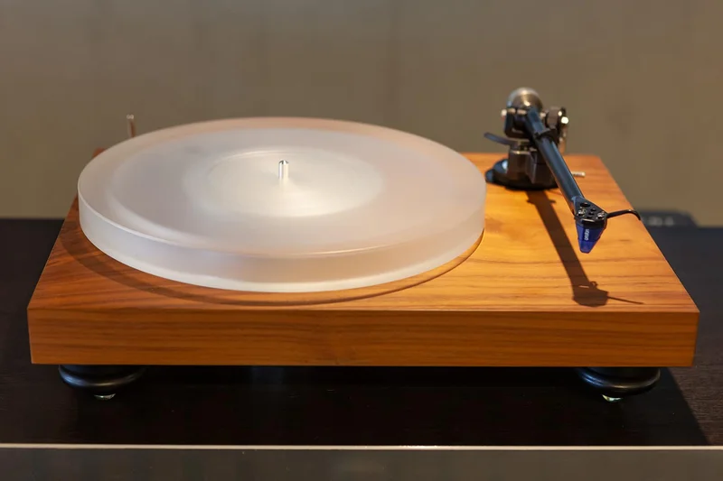 Hanss T-10 - Bild 1 av 1