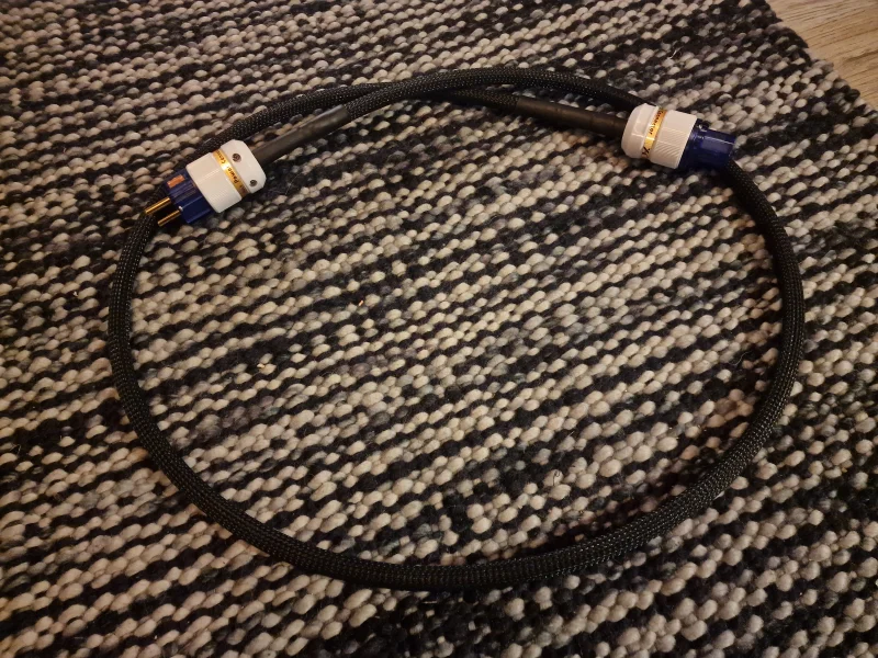 Str&ouml;mkabel hi-end  - Bild 1 av 4