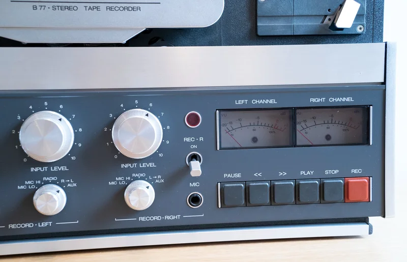 Revox B77 - 4-spårs Rullbandspelare Revox B77 - 4-spårs Rullbandspelare - Bild 4 av 8