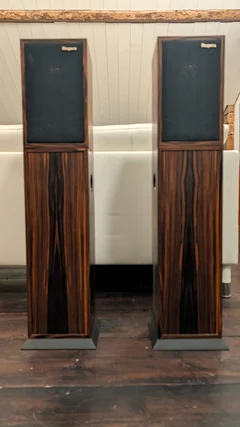 Rogers LS3/5A (15 Ohm) + Rogers AB1 – Fabriks- och färg...