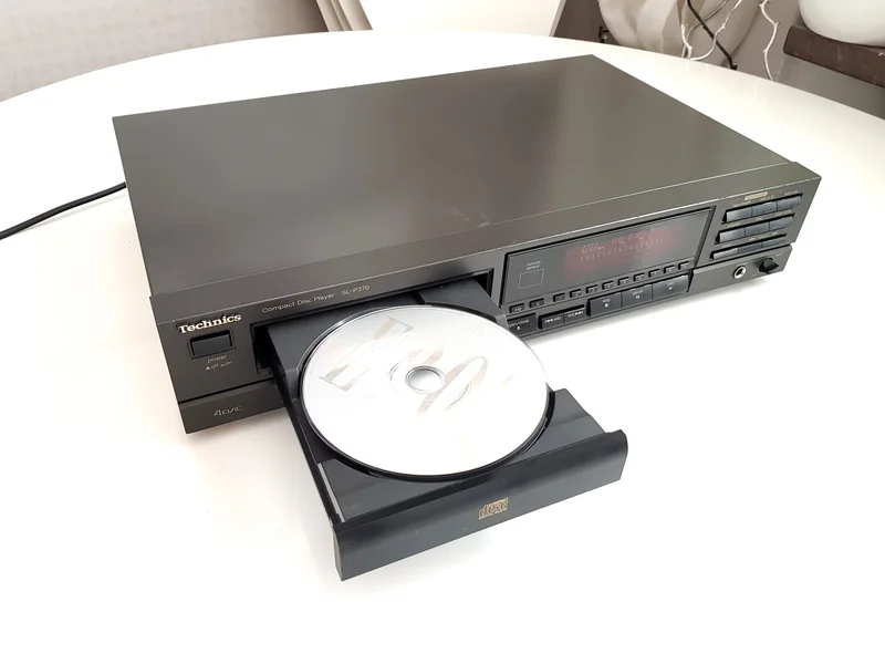 Technics SL-P370 CD-Spelare - Bild 2 av 9