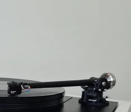 Rega RB 880 i mint cond spelad ca 100timmar