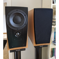 Dynaudio Contour S 1.4 LE (valnöt) inklusive stativ