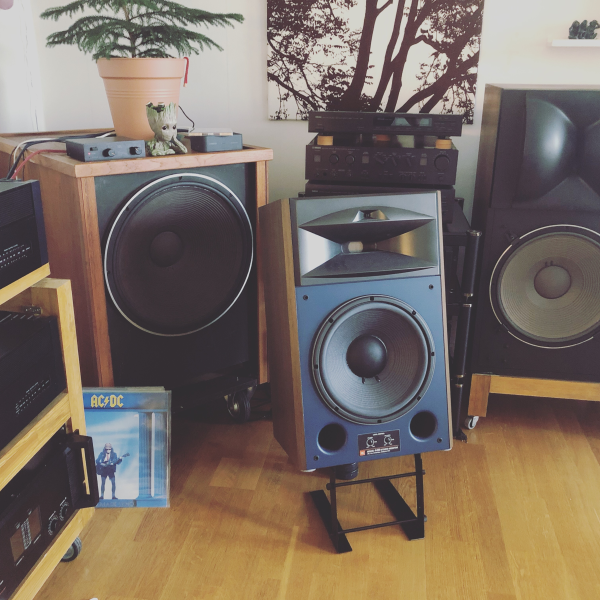 JBL 4429 Synthesis. JBL 4429 Synthesis. - Bild 1 av 2