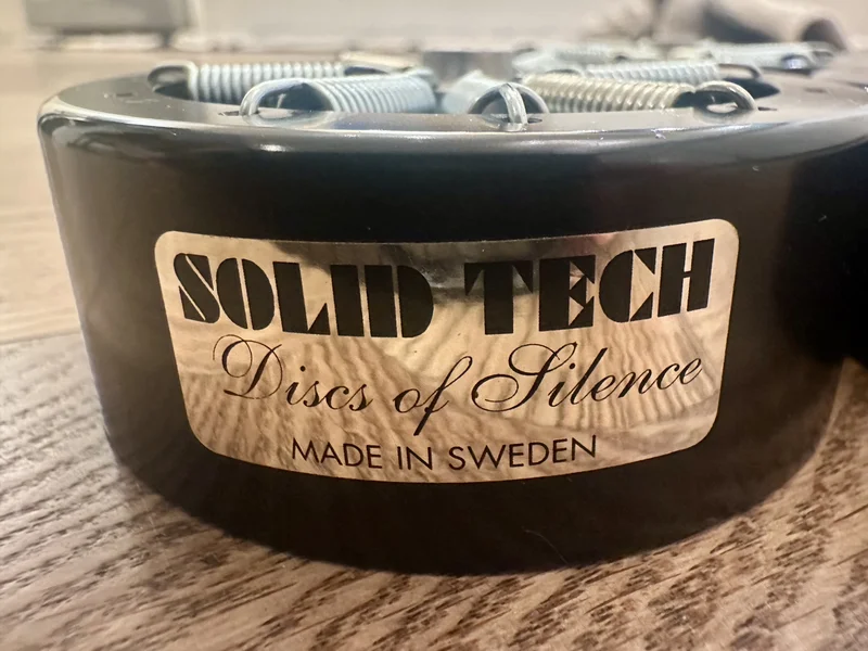 Solid Tech &rdquo;Discs of Silence&rdquo; f&ouml;r subwoofer - Bild 2 av 5