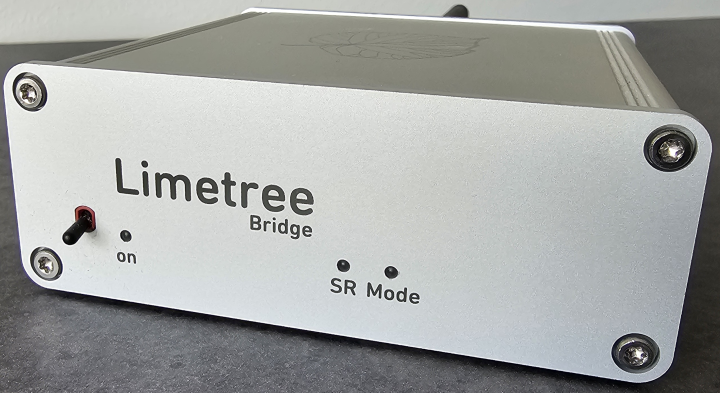 Limetree Bridge streamer inklusive cd-spelare